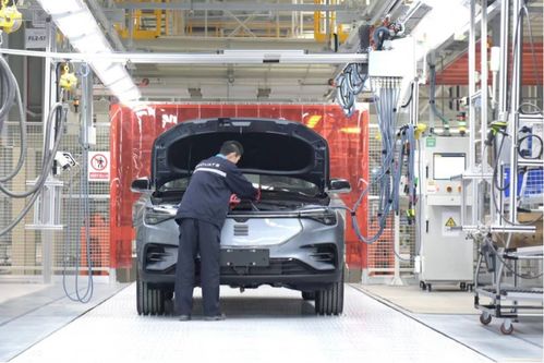 天際首款豪華智能電動SUV 星際灰如何以高顏值引爆汽車租賃市場